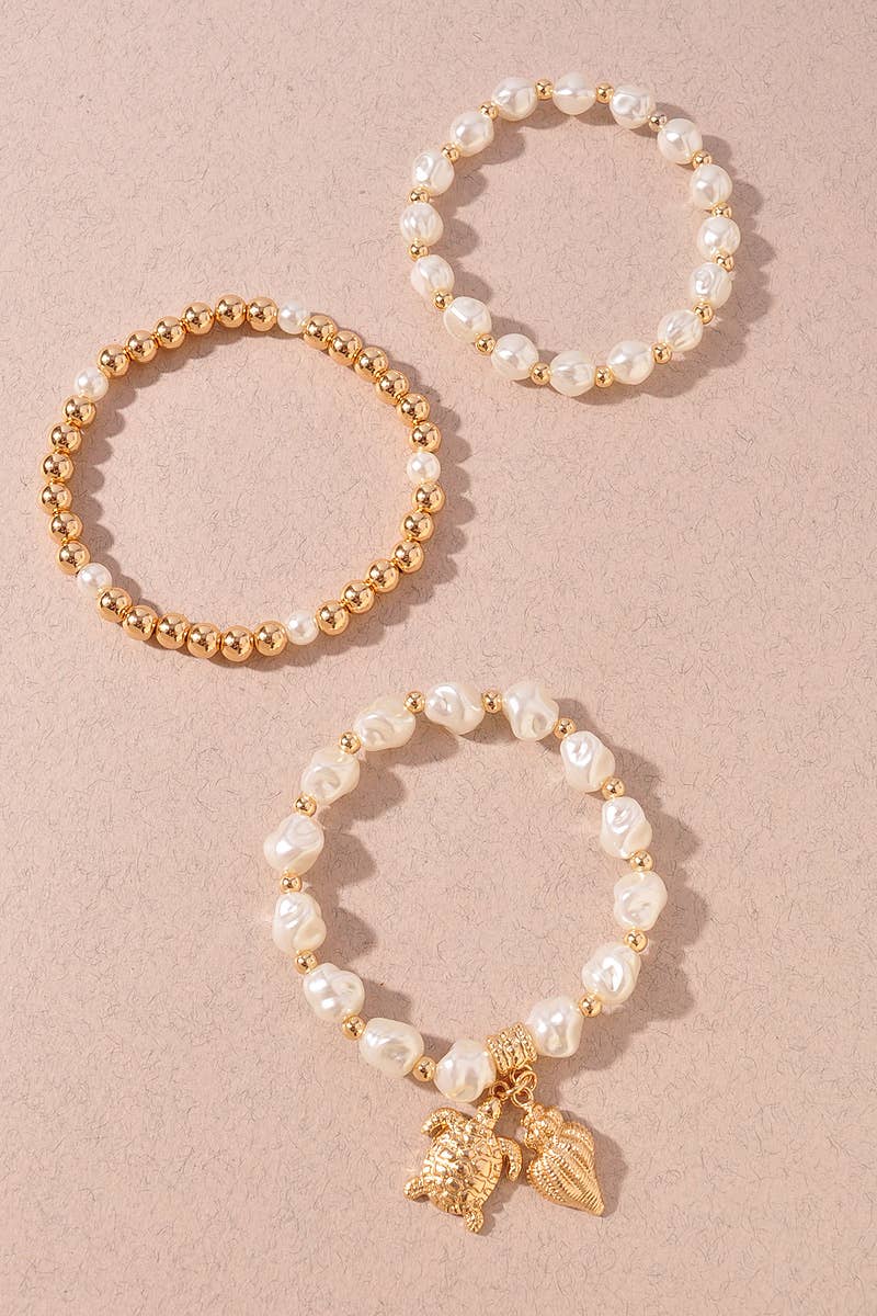 Pearl & Gold Beaded Charm Bracelet