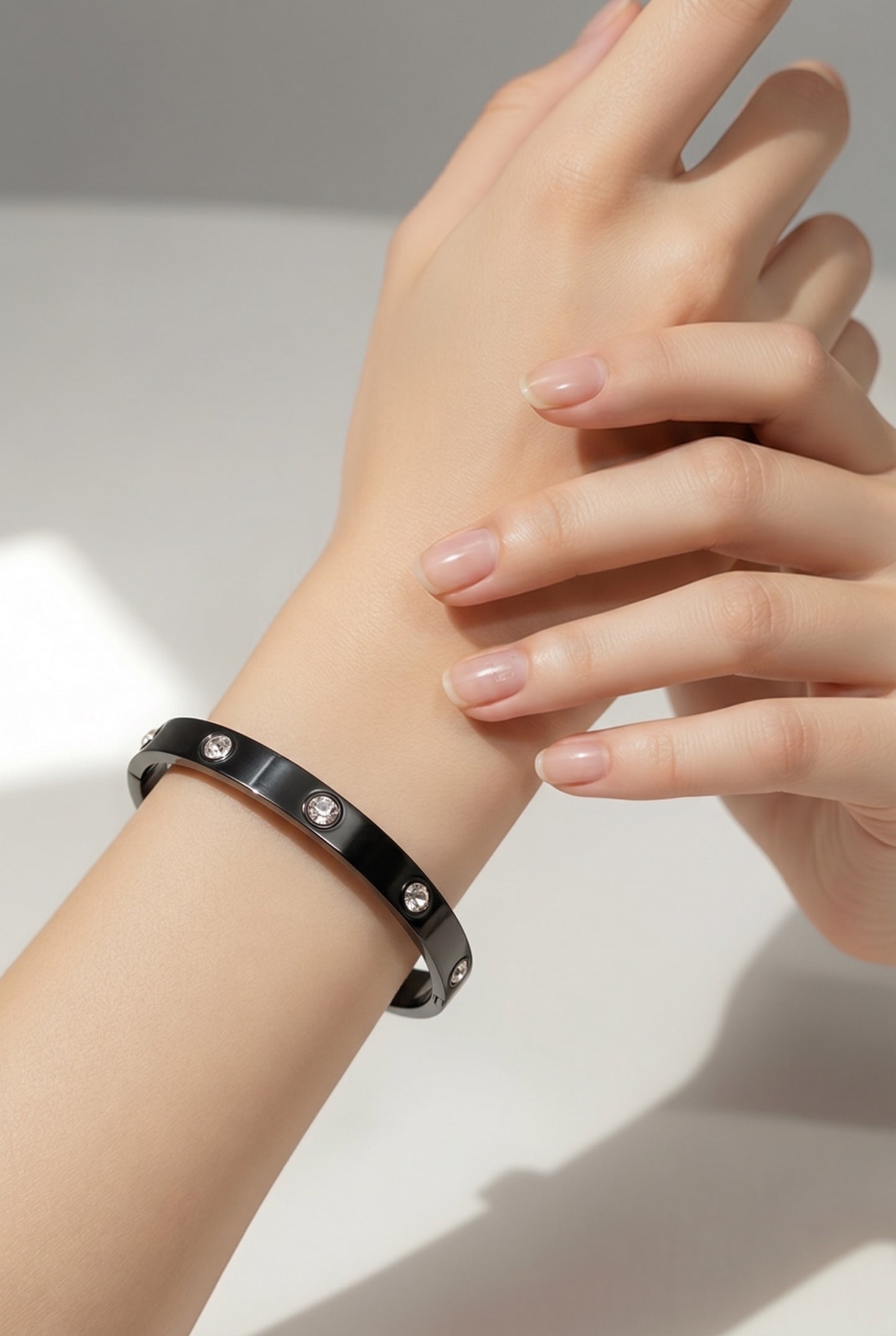 Black multi-stone Non-Tarnish Stainless Bangle