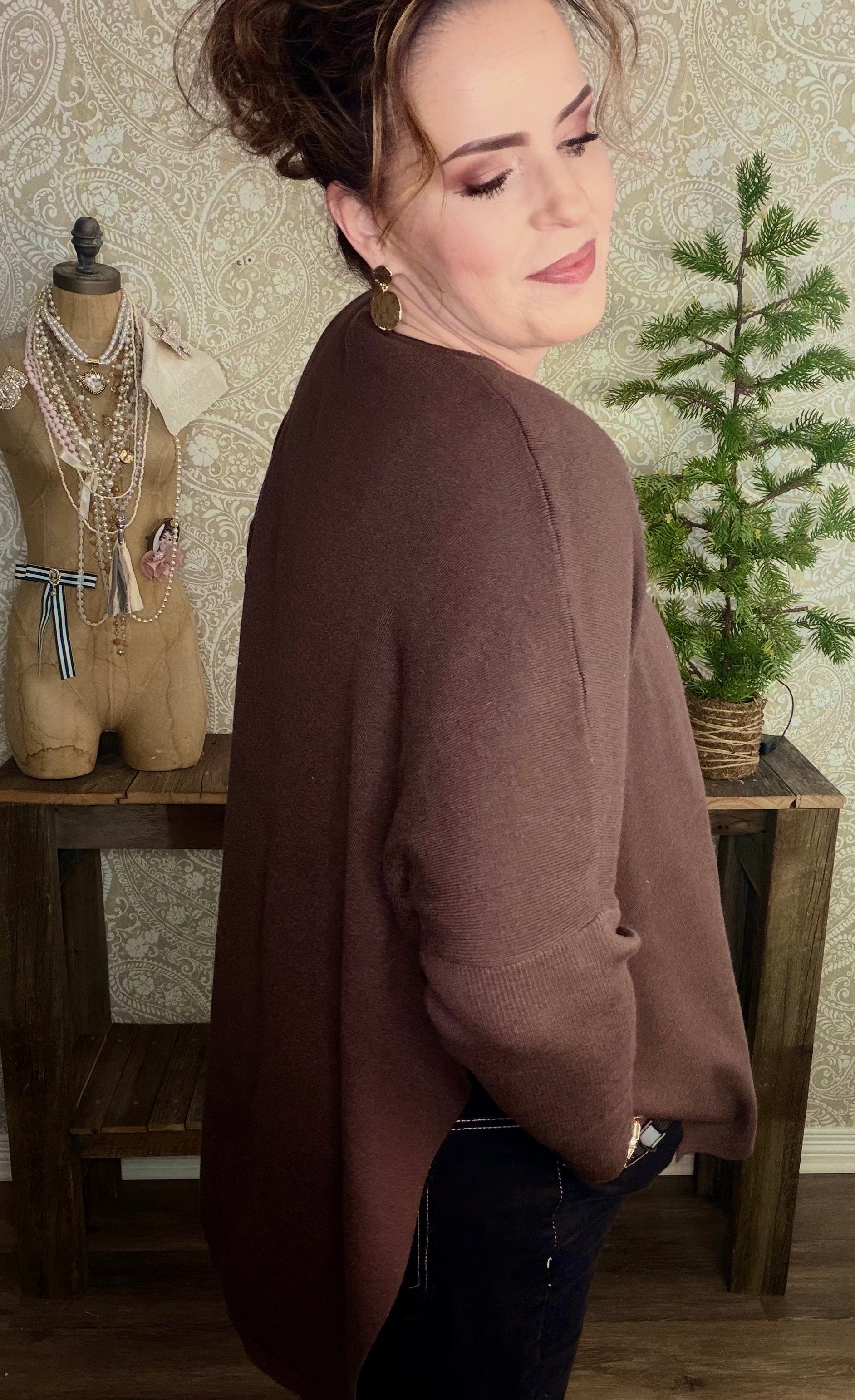 SOLID LONG SLEEVE SIDE SLIT ROUND NECK TOP
