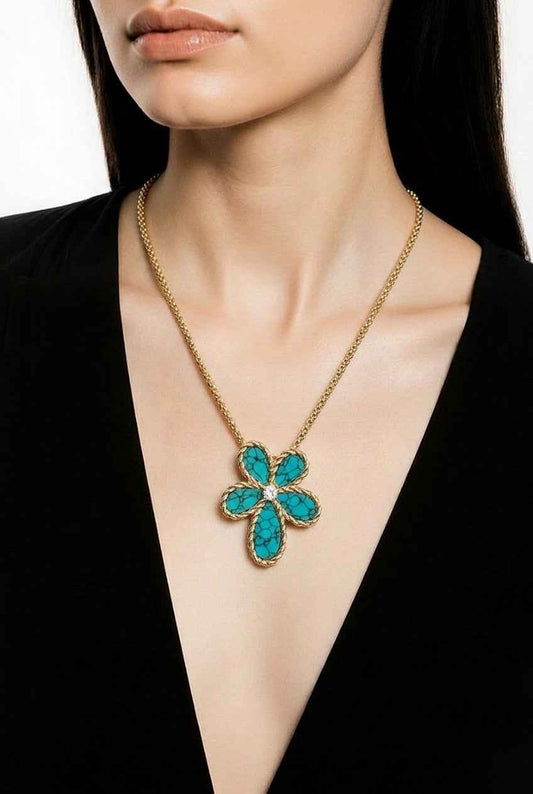Tourquoise Pavoi Flower Necklace