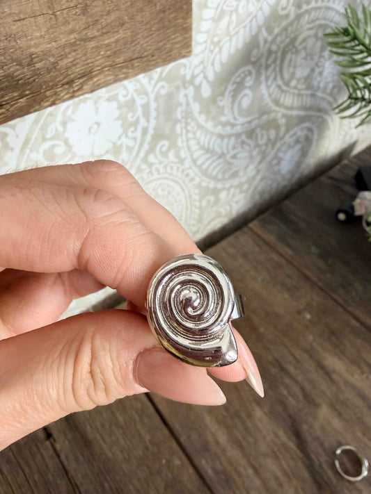 Non Tarnish Stainless Steel Chunky Statement Silver Shell Stacking Ring